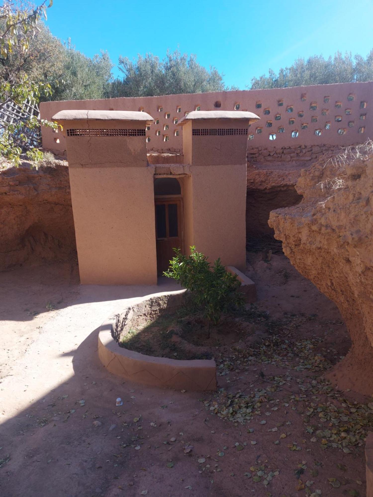 Ecolodge Miss Rose Chez La Famille Boumalne Exterior foto